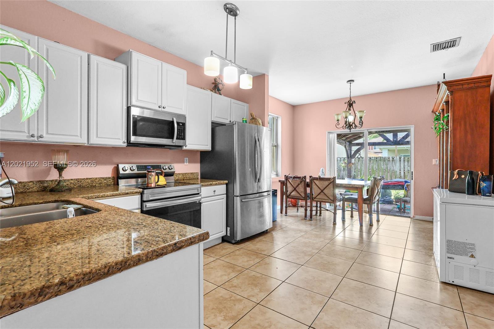 PRECIOUS HOMES AT LAKES B - Residential