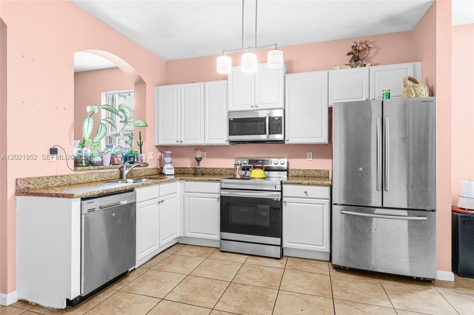 PRECIOUS HOMES AT LAKES B - Residential