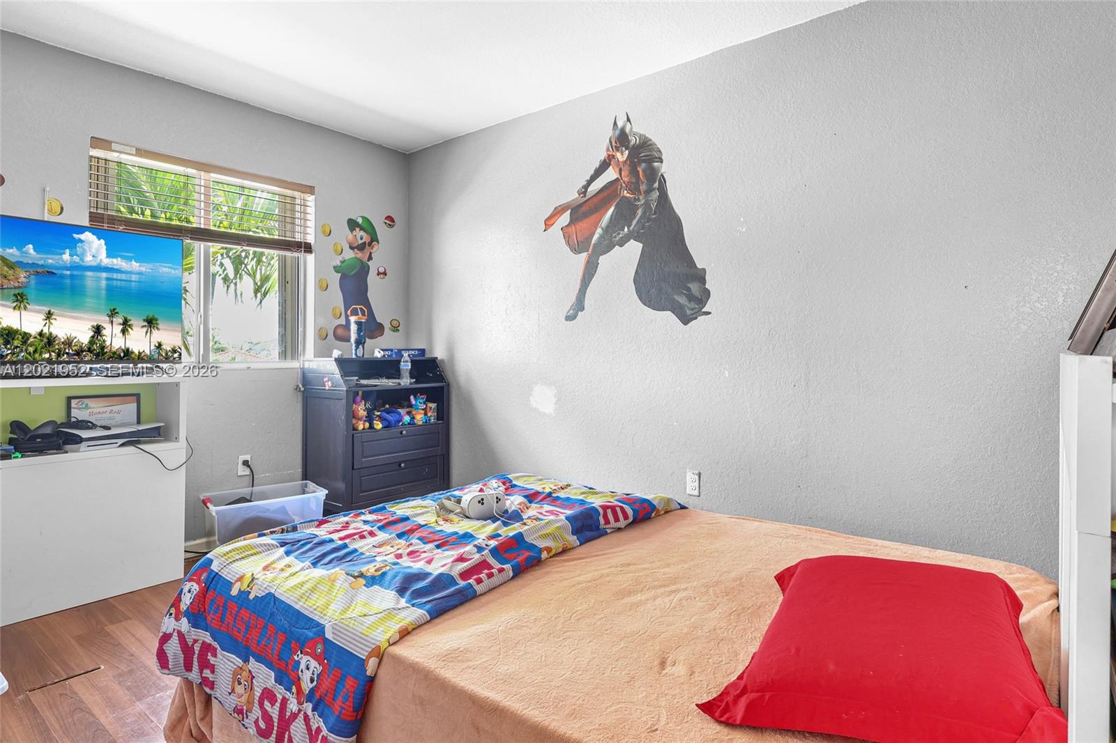 PRECIOUS HOMES AT LAKES B - Residential