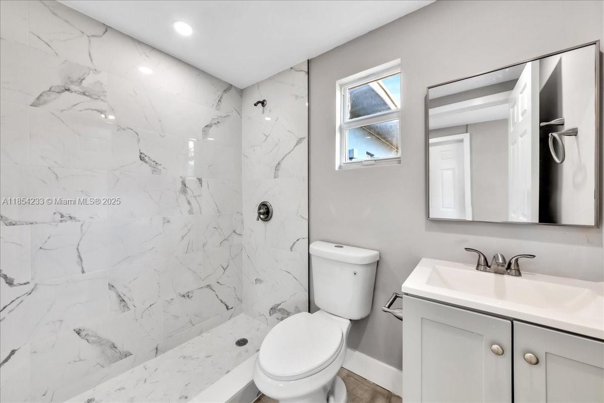 FT. LAUDERDALE - Residential Income