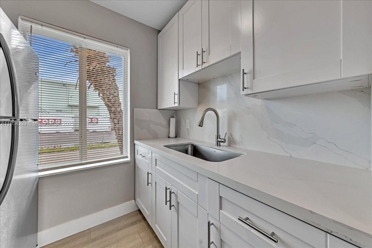FT. LAUDERDALE - Residential Income