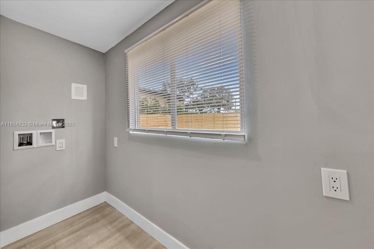 FT. LAUDERDALE - Residential Income