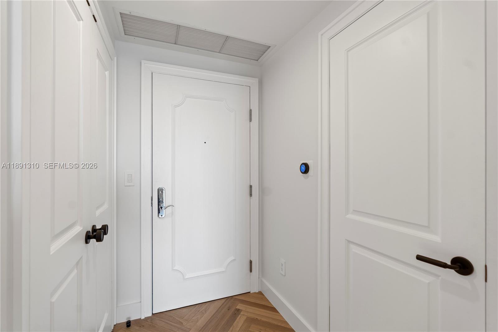 THE EXECUTIVE RESIDENCES - Residential