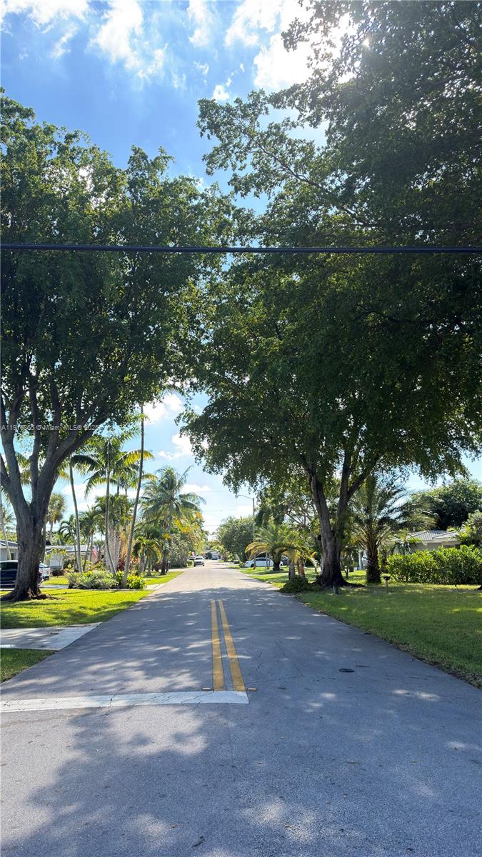 CORAL HEIGHTS SEC 3 - Residential Lease