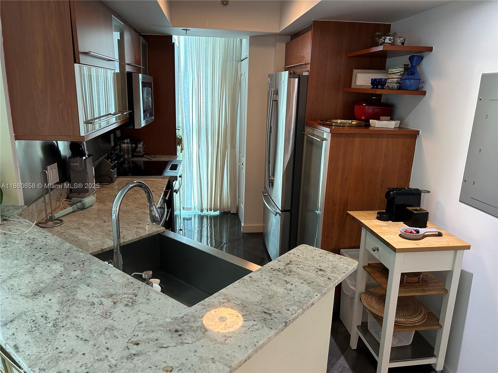 110 Washington Ave 2421
