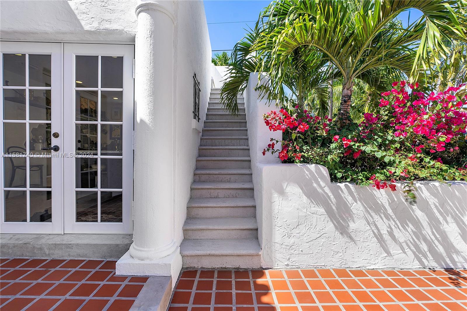 CORAL GABLES RIVIERA SEC - Residential