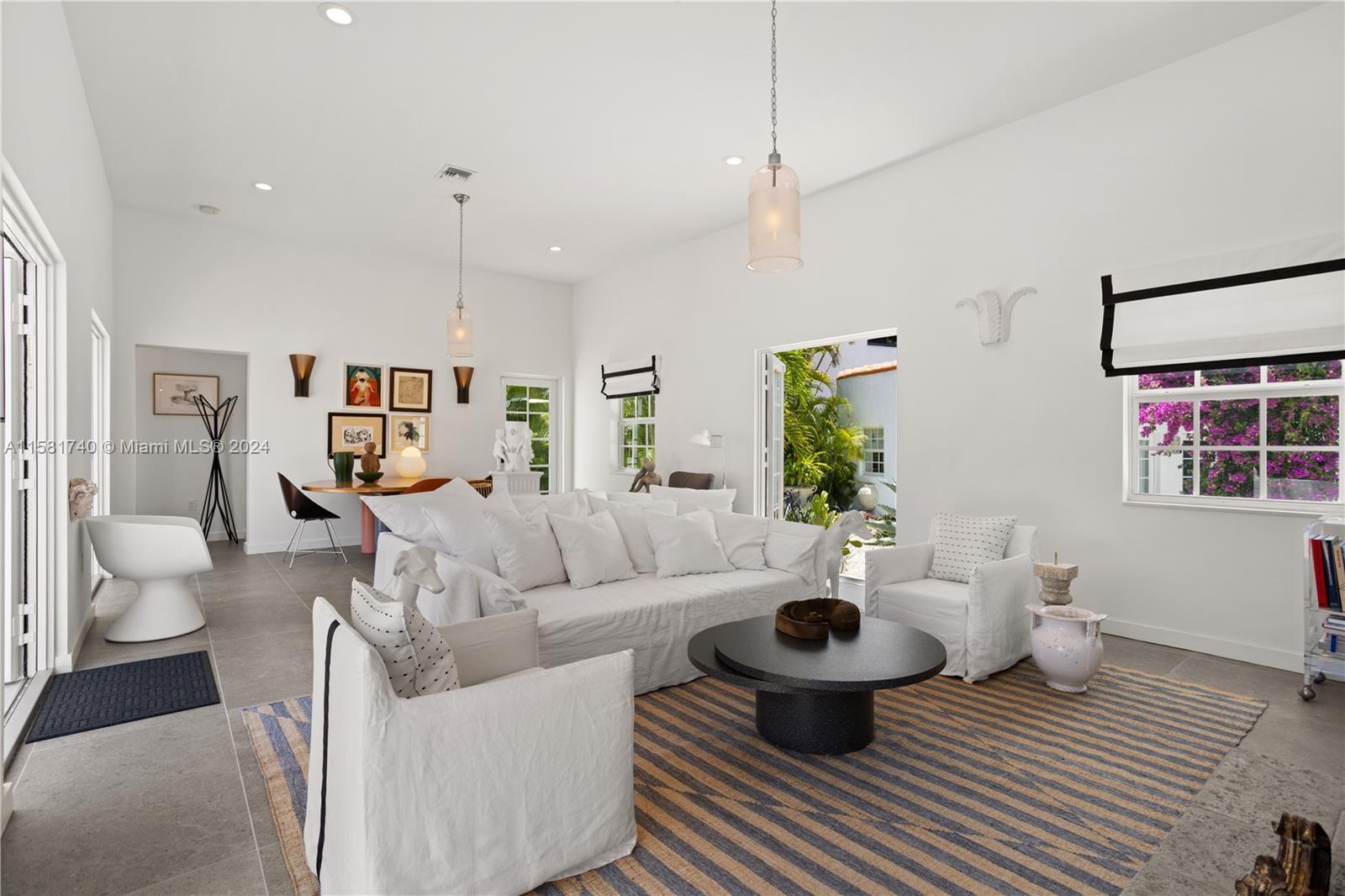 CORAL GABLES RIVIERA SEC - Residential