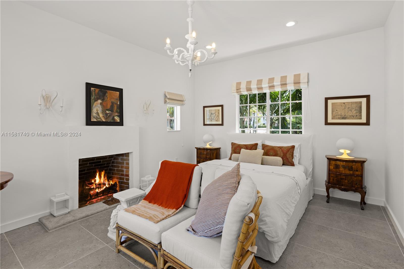 CORAL GABLES RIVIERA SEC - Residential