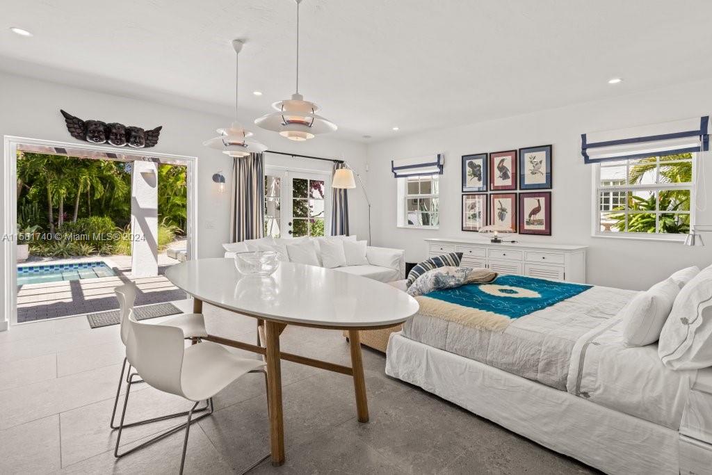 CORAL GABLES RIVIERA SEC - Residential