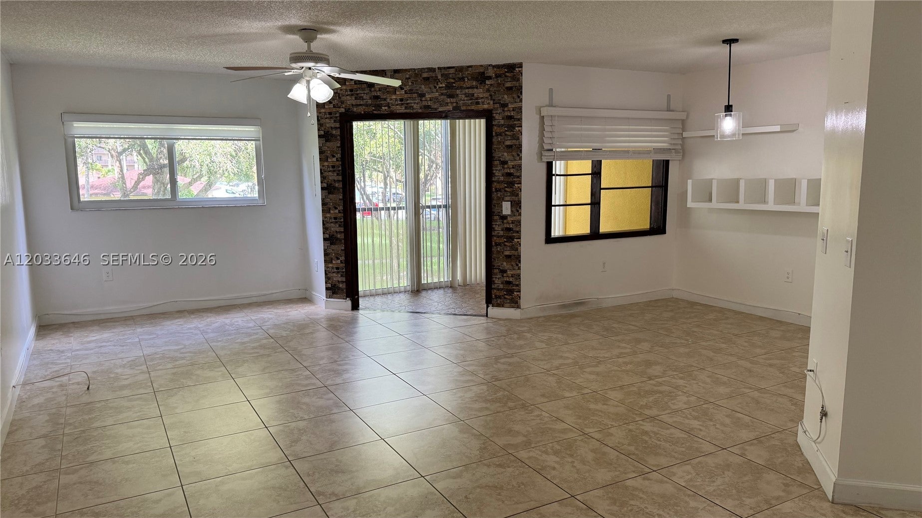 1200 SW 137th Ave 211E, Pembroke Pines FL 33027