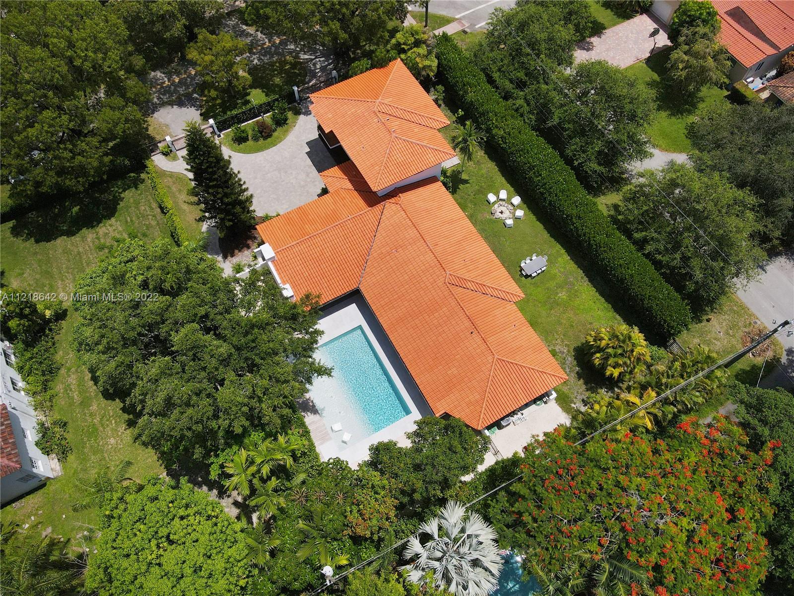 CORAL GABLES SEC E - Residential