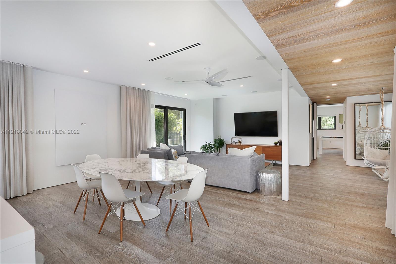 CORAL GABLES SEC E - Residential