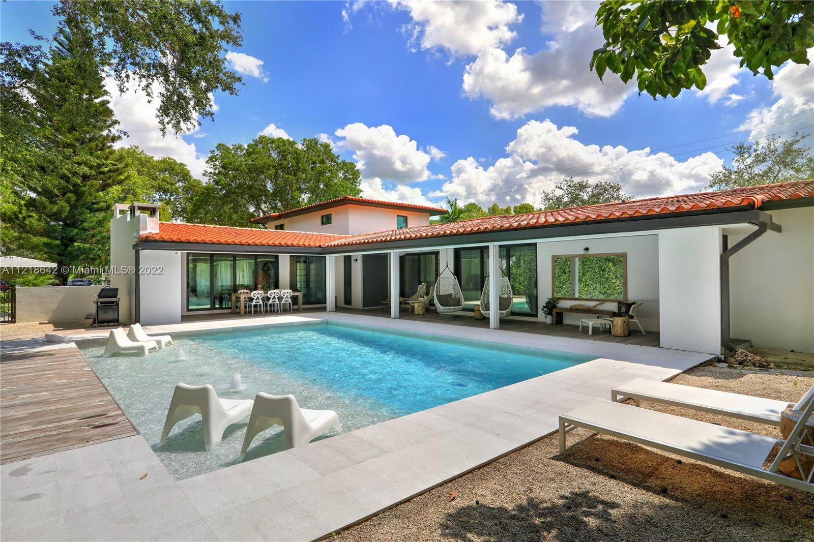 CORAL GABLES SEC E - Residential