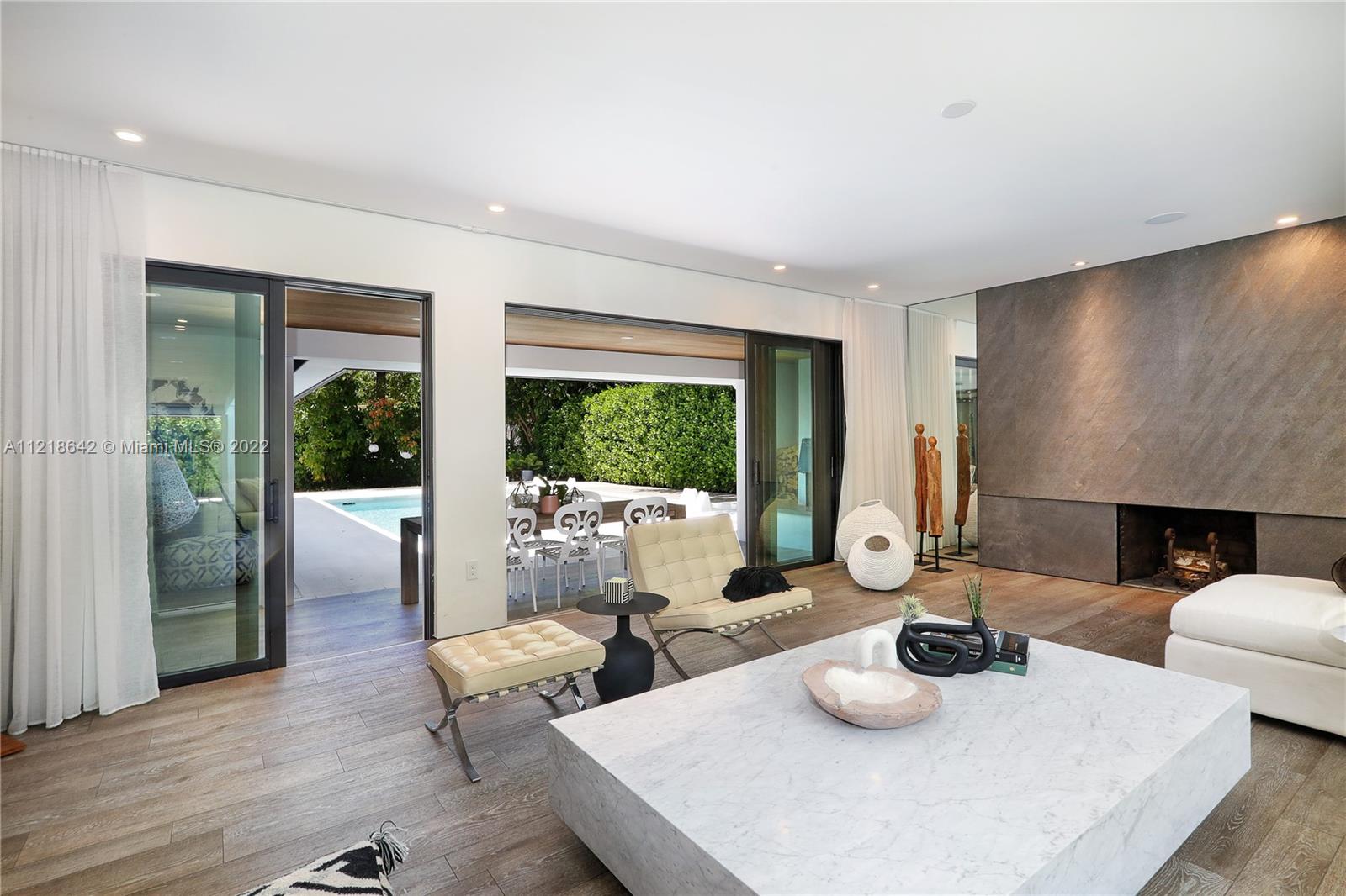 CORAL GABLES SEC E - Residential