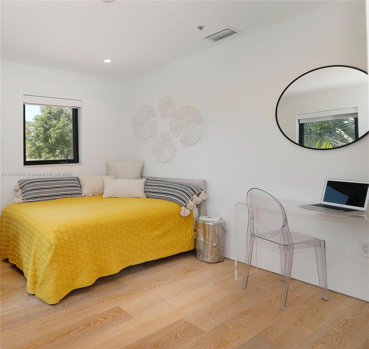 CORAL GABLES SEC E - Residential