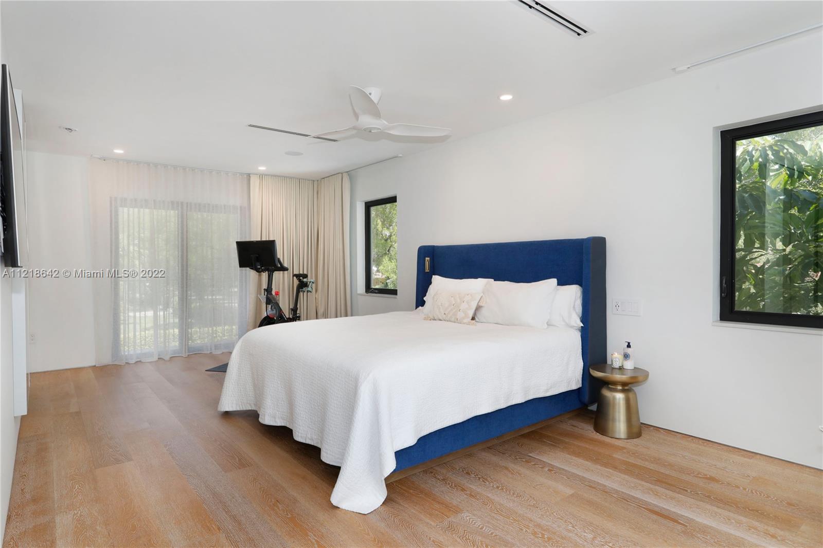 CORAL GABLES SEC E - Residential