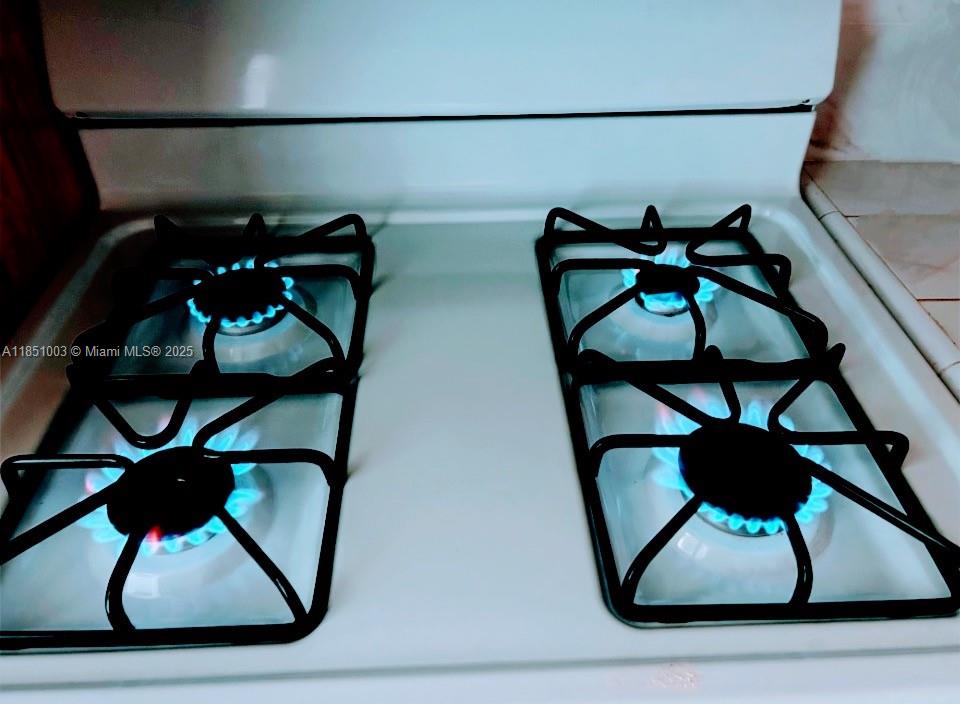 PARKER PLAZA CONDO ESTATE - Residential Lease