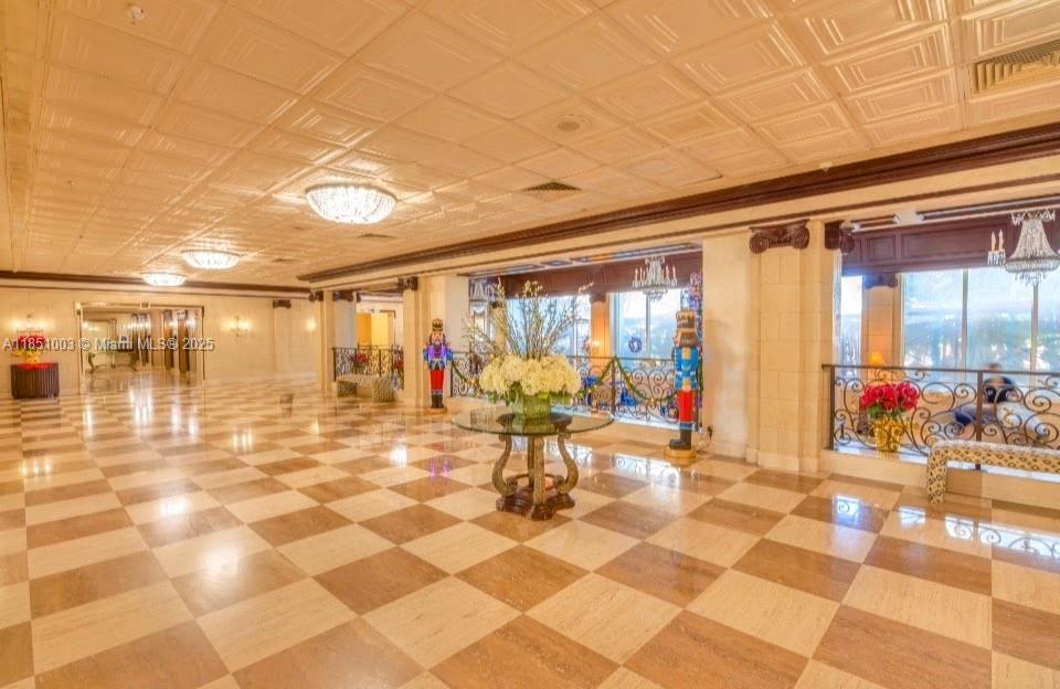 PARKER PLAZA CONDO ESTATE - Residential Lease