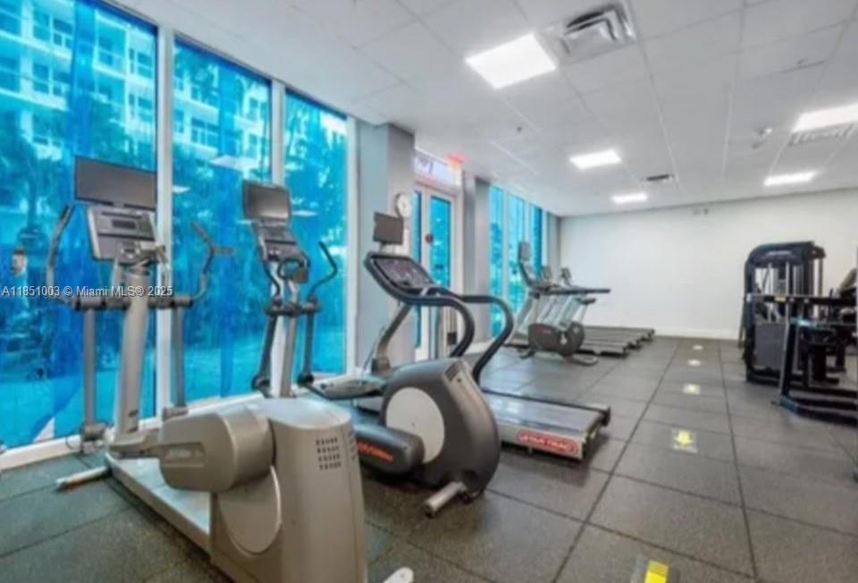 PARKER PLAZA CONDO ESTATE - Residential Lease