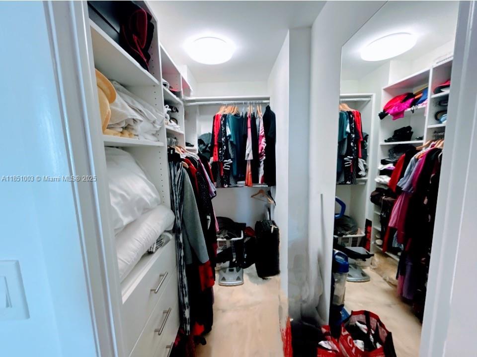 PARKER PLAZA CONDO ESTATE - Residential Lease