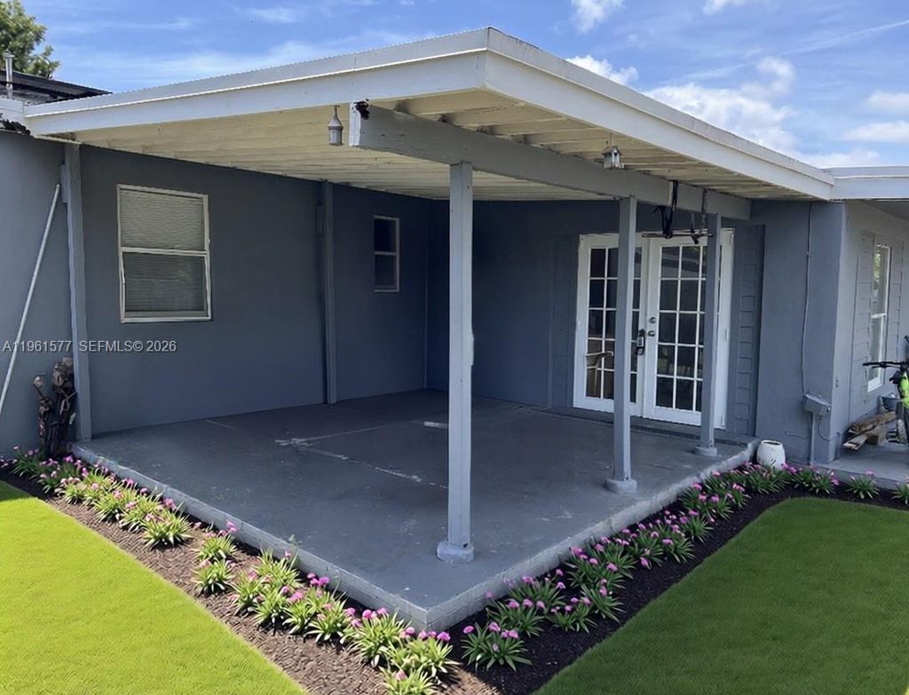 Photo of 1885 NE 53rd St, Pompano Beach, FL 33064 (MLS # A11961577)