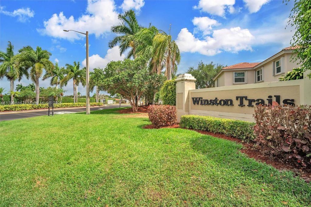 Photo of 6684 Brookhurst Cir, Lake Worth, FL 33463 (MLS # A11799884)