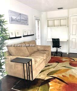 210 NE 110th St 210