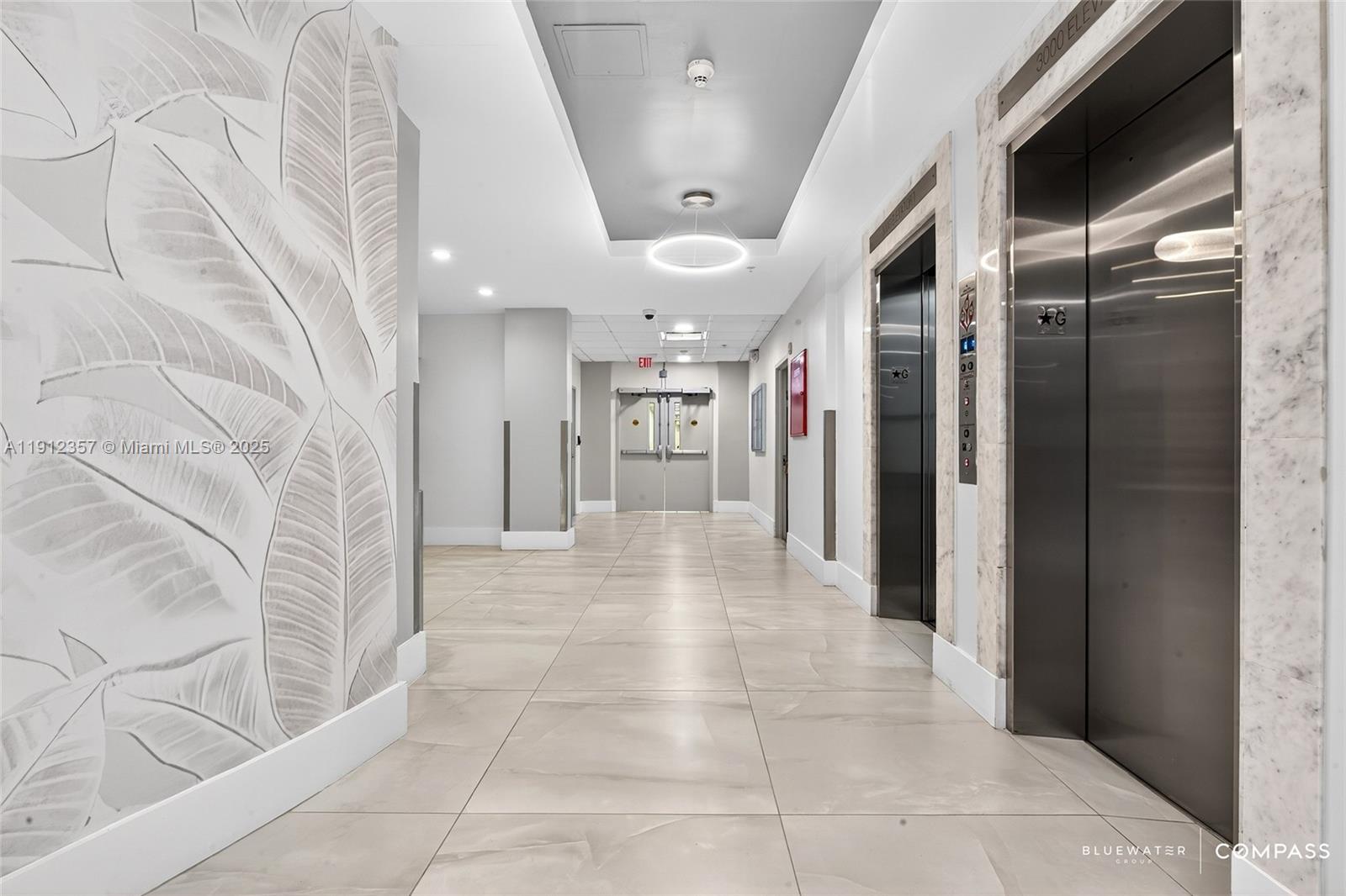 RESIDENCES ON HOLLYWOOD B - Residential