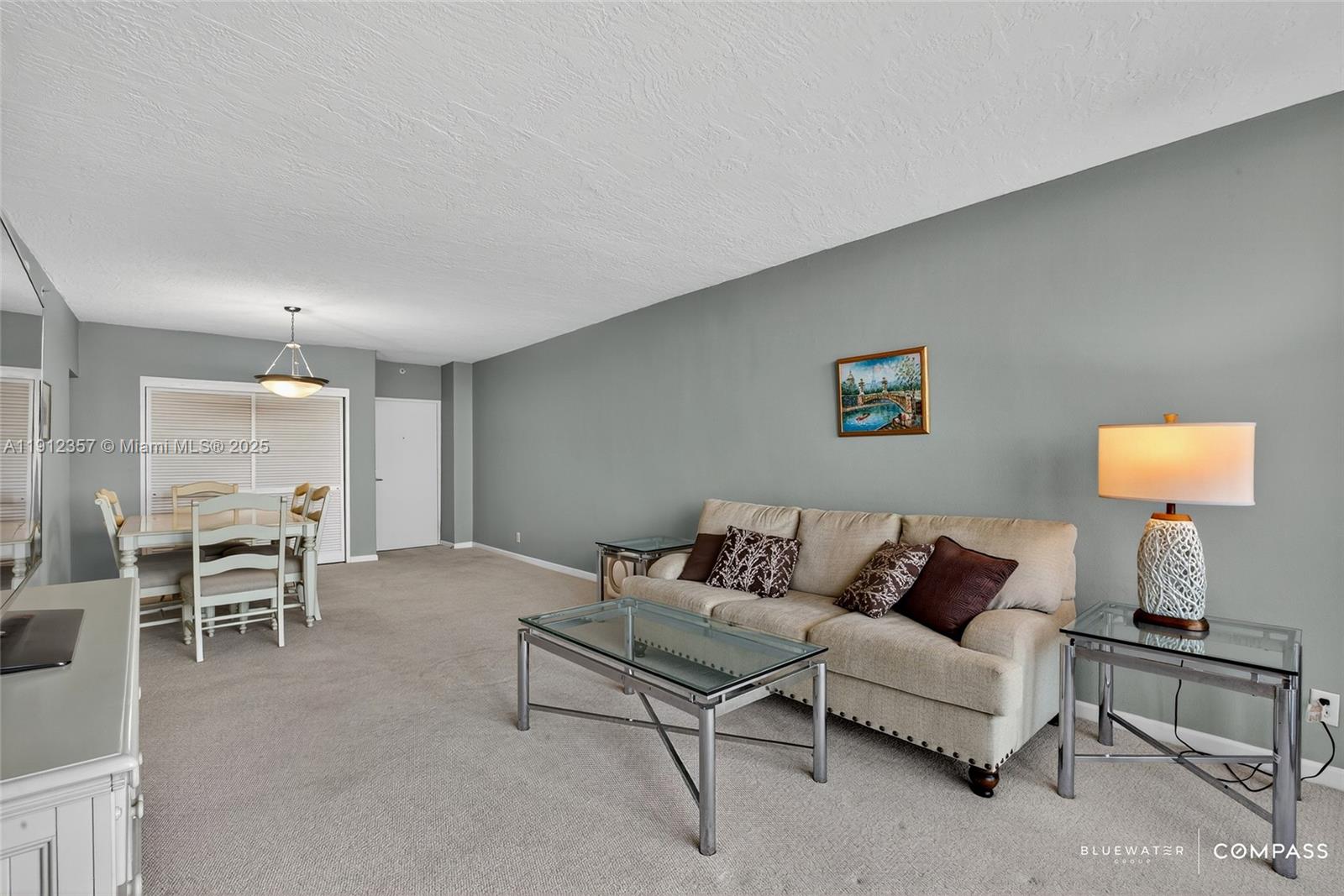 RESIDENCES ON HOLLYWOOD B - Residential