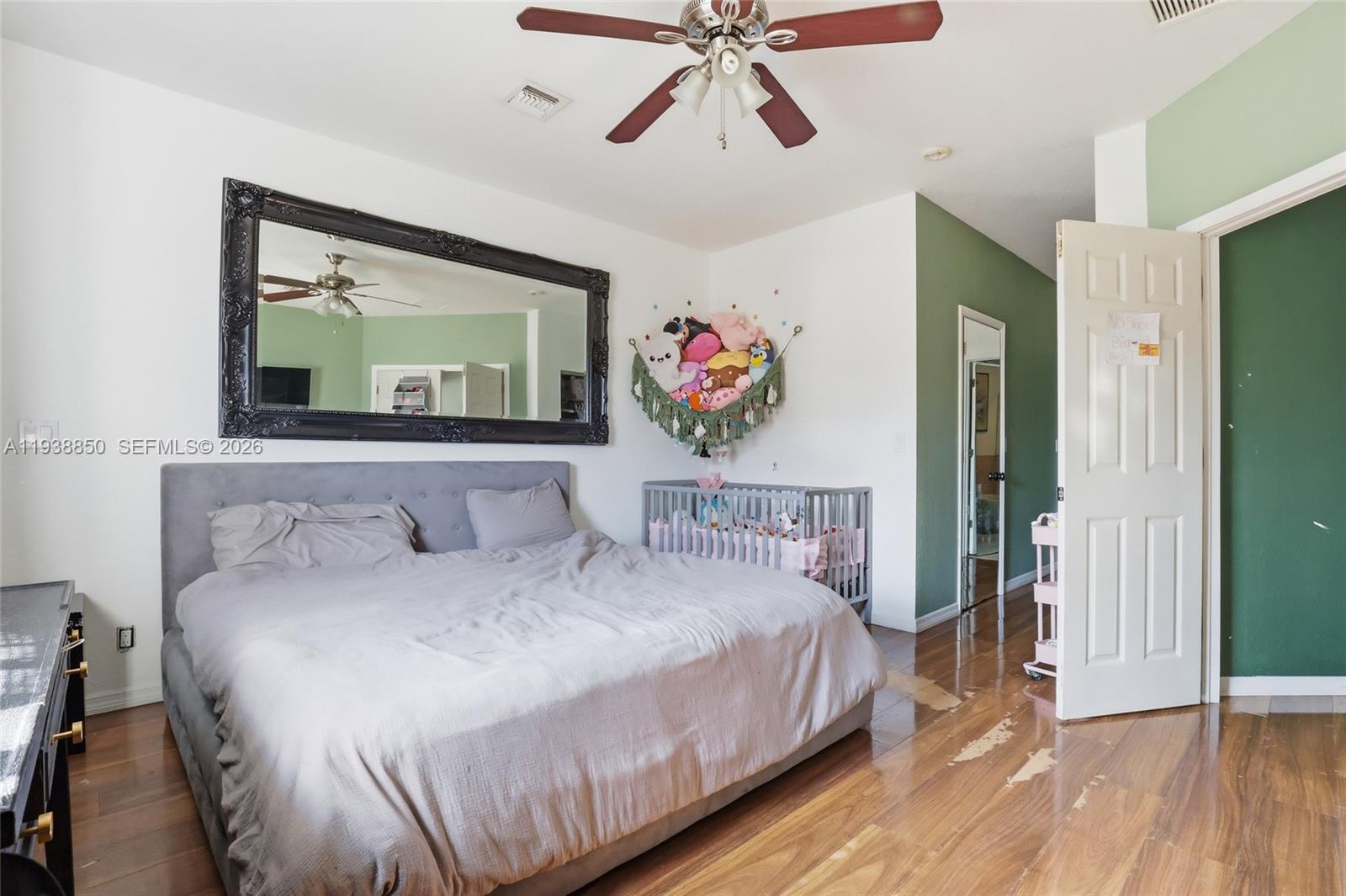 VILLAS AT OAK HAMMOCK - Residential