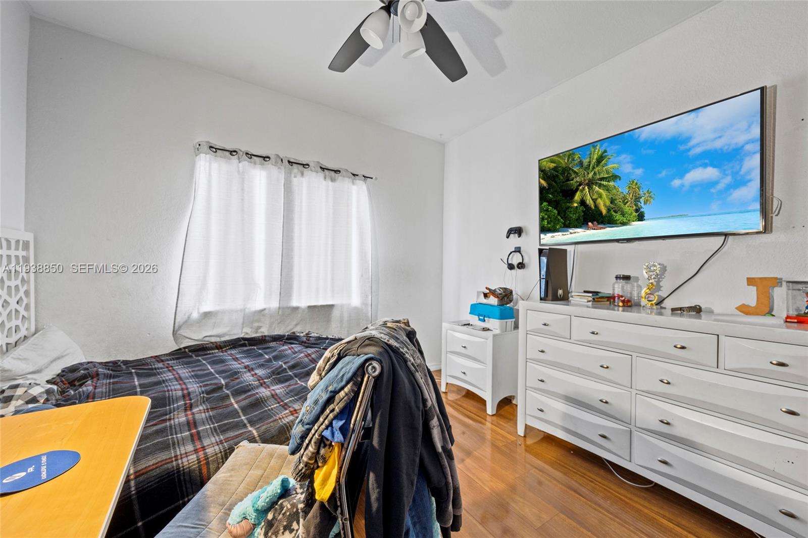 VILLAS AT OAK HAMMOCK - Residential