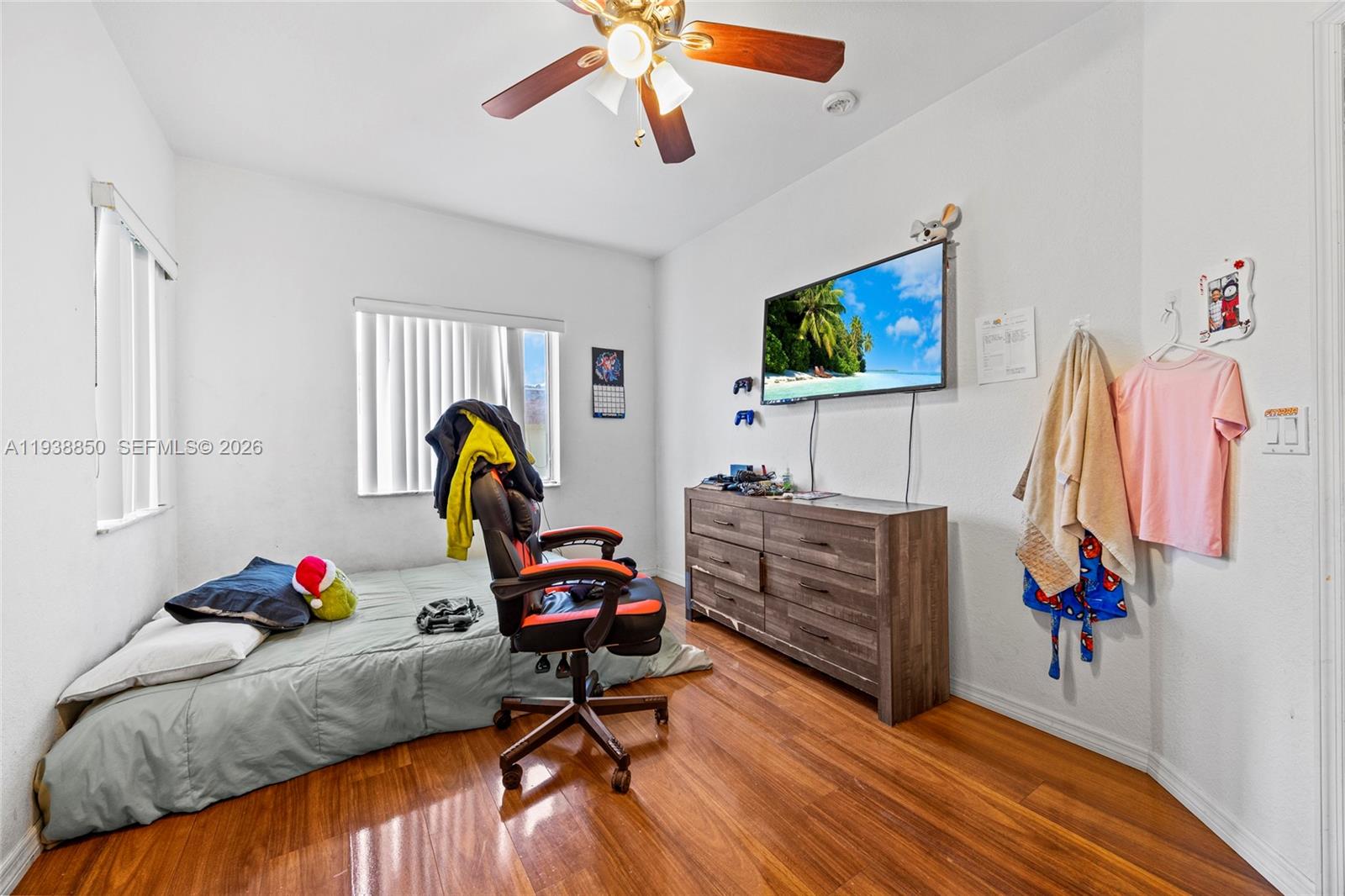 VILLAS AT OAK HAMMOCK - Residential