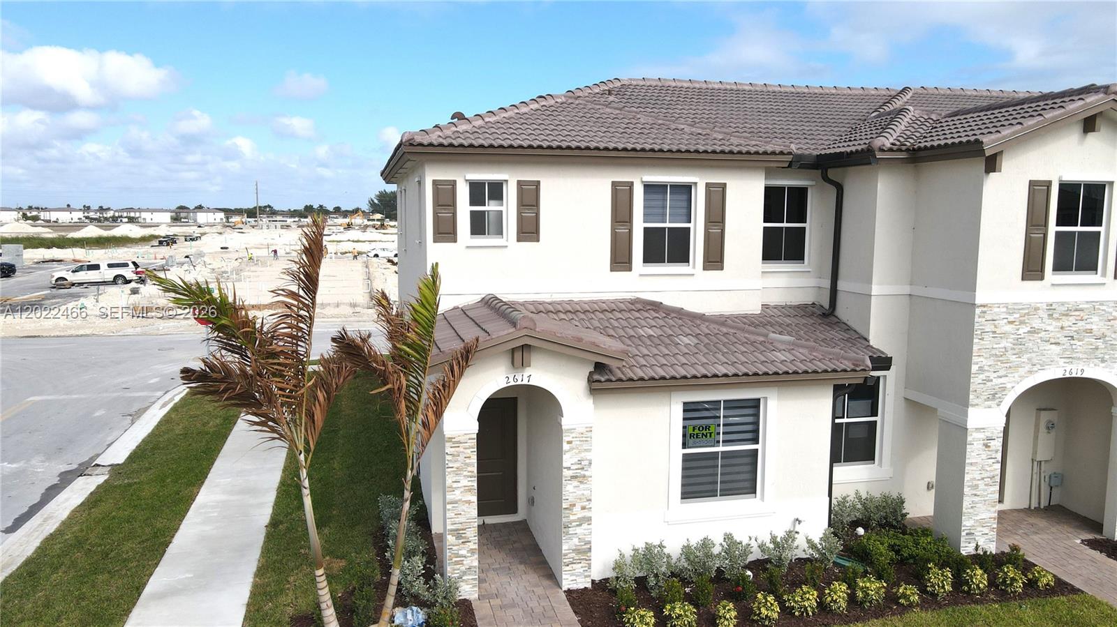 2617 SE 28th Dr 2617 - Image 1