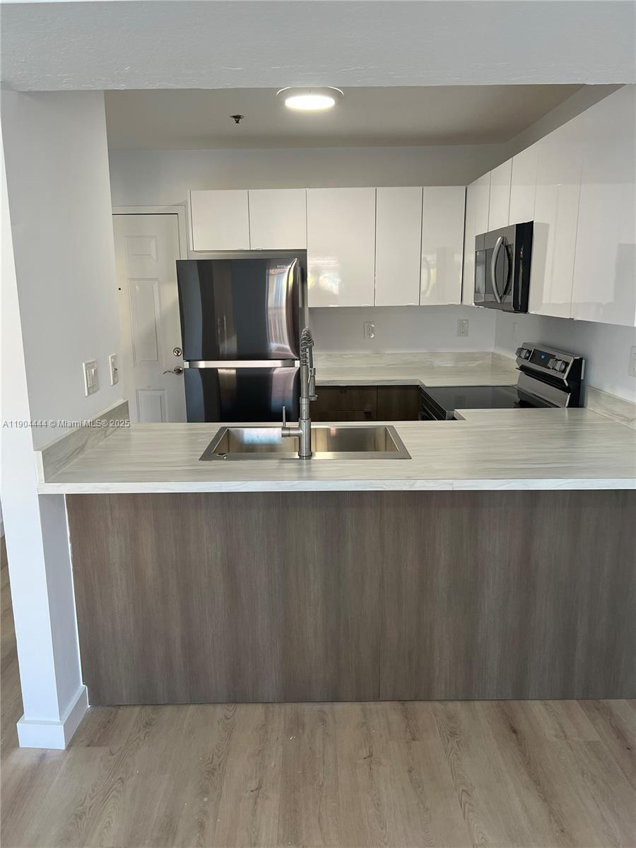 SUB OF PB 1-4 - Residential Lease