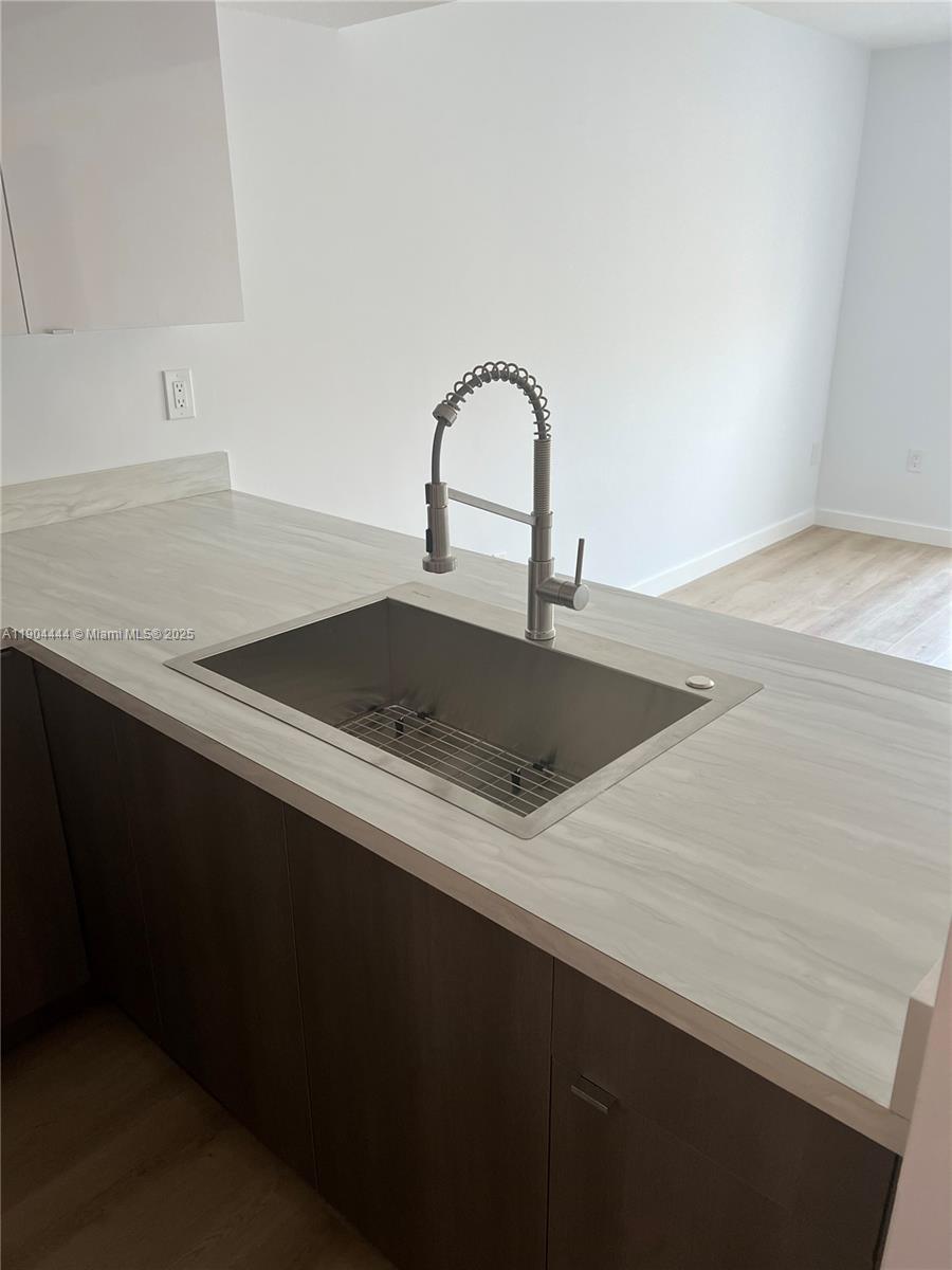 SUB OF PB 1-4 - Residential Lease