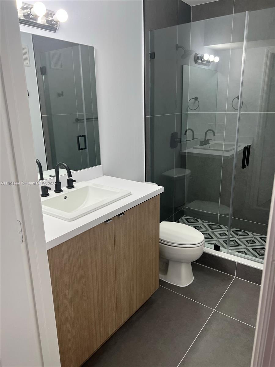 SUB OF PB 1-4 - Residential Lease