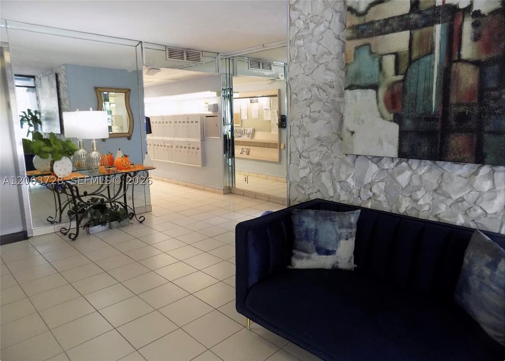 Photo of 3100 N Course Ln #502, Pompano Beach, FL 33069 (MLS # A12063728)