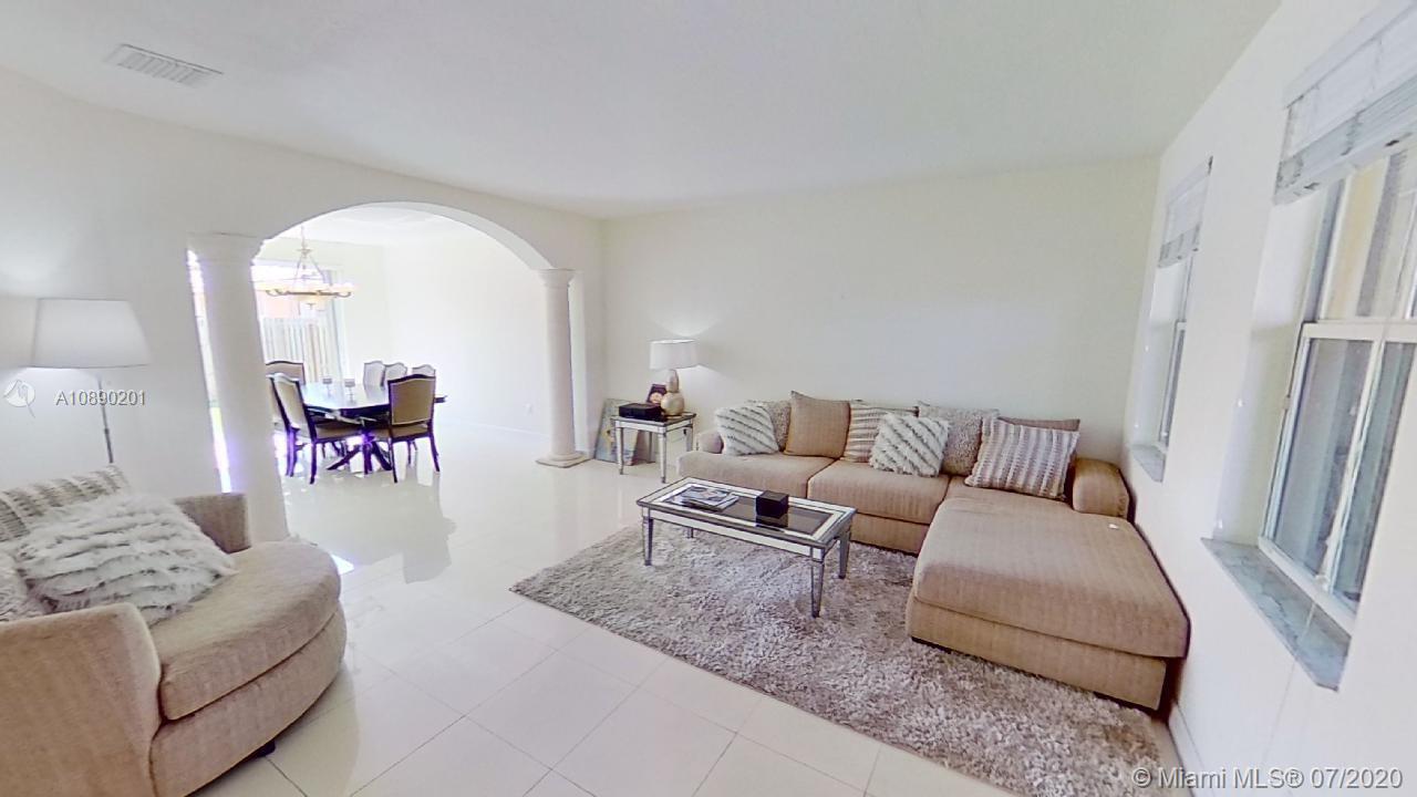GOLDVUE ESTATES - Residential Lease