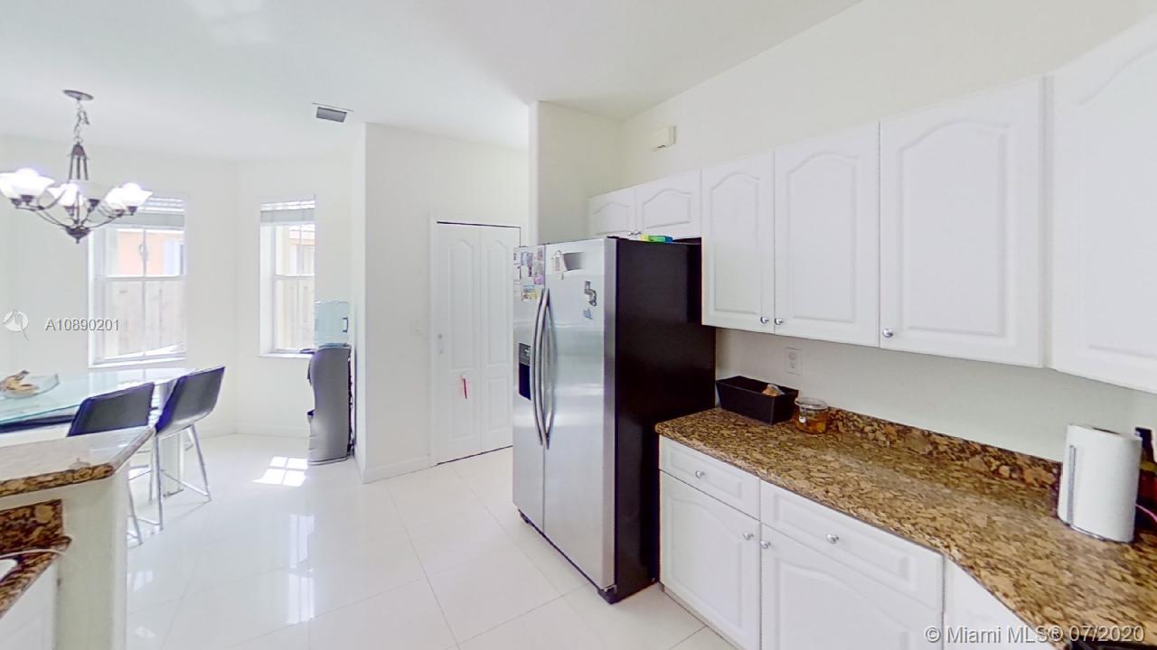 GOLDVUE ESTATES - Residential Lease