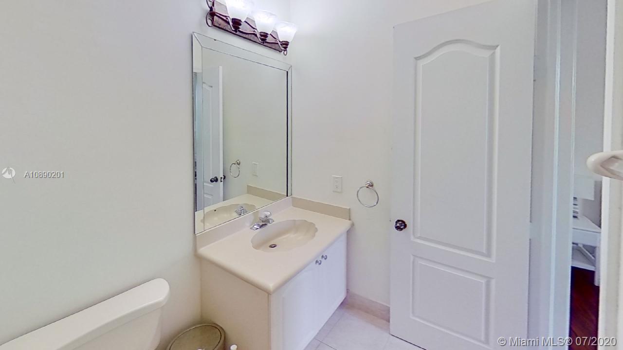 GOLDVUE ESTATES - Residential Lease