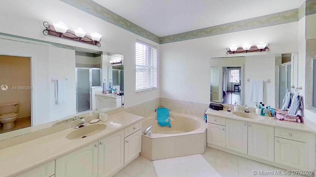 GOLDVUE ESTATES - Residential Lease