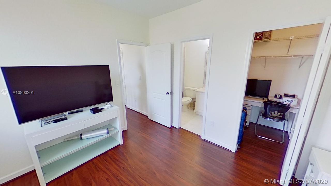 GOLDVUE ESTATES - Residential Lease