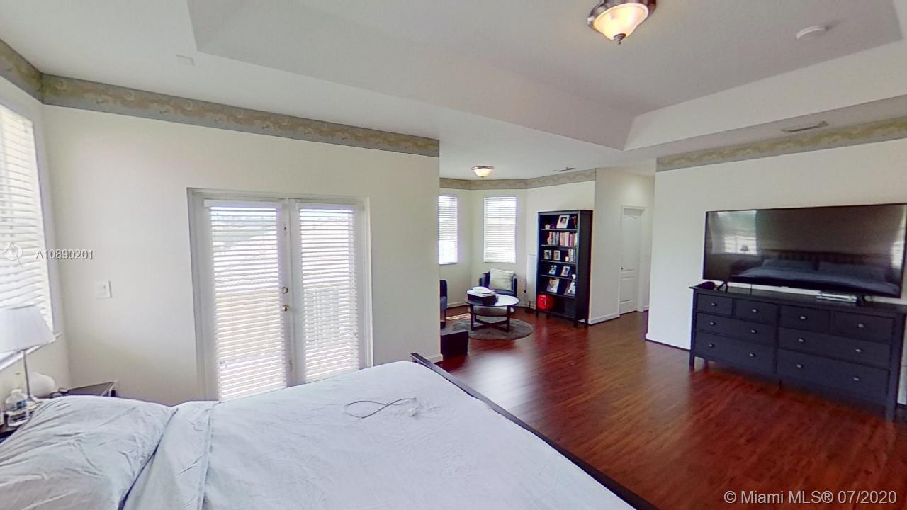 GOLDVUE ESTATES - Residential Lease