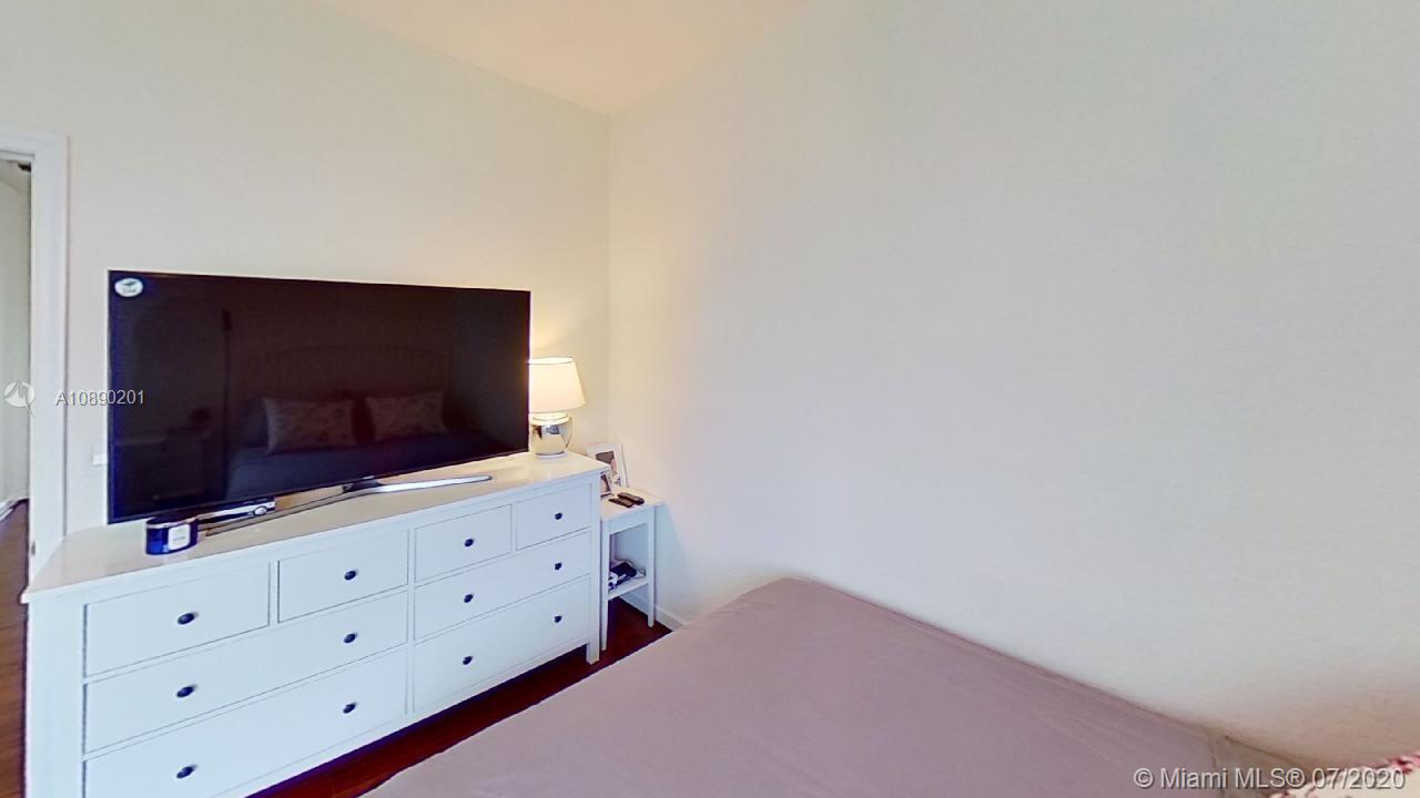 GOLDVUE ESTATES - Residential Lease