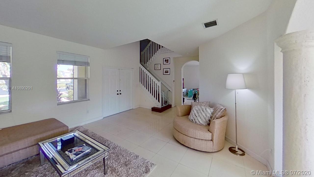 GOLDVUE ESTATES - Residential Lease
