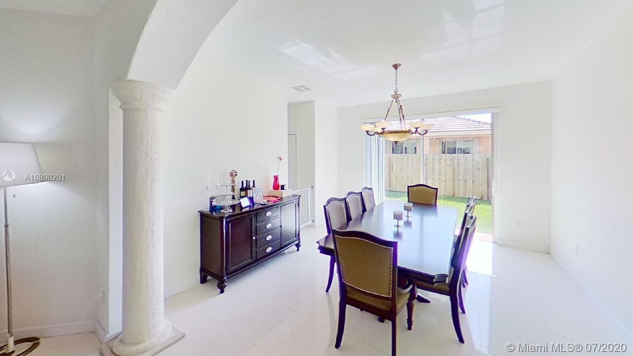 GOLDVUE ESTATES - Residential Lease