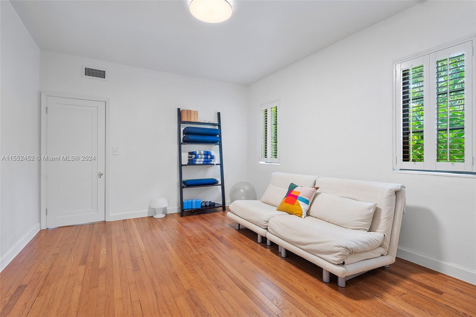 BAYSHORE UNIT NO 3 - Residential