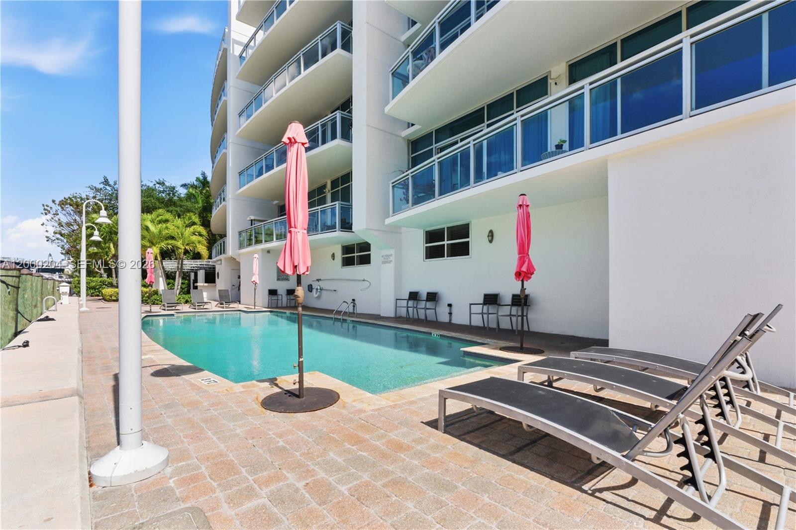 RESIDENCES AT RIVERWALK C - Residential