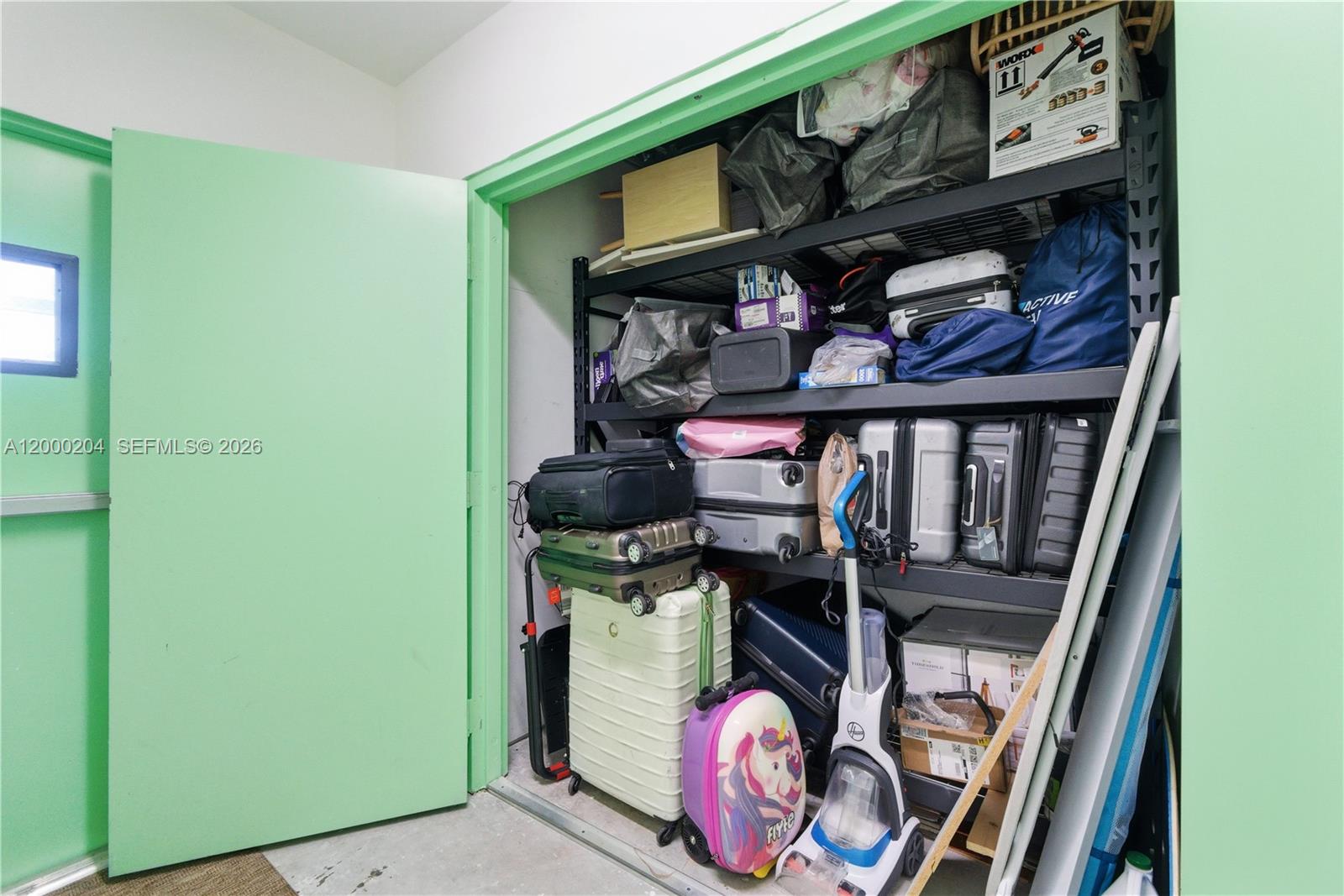 RESIDENCES AT RIVERWALK C - Residential