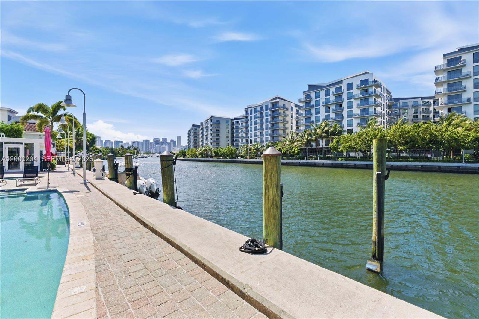 RESIDENCES AT RIVERWALK C - Residential